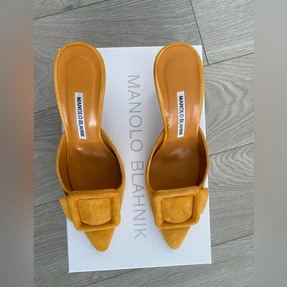 Manolo Blahnik Maysale 70 - Picture 4 of 7